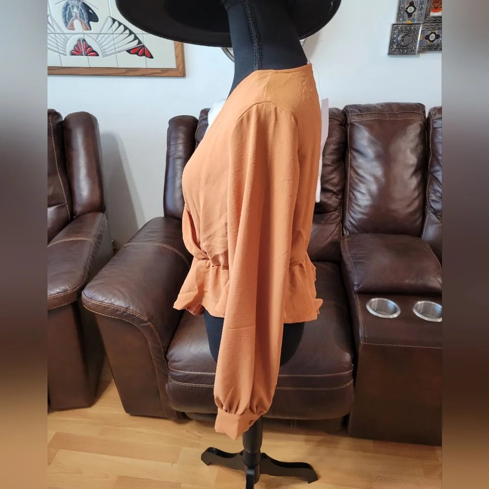 Timing Orange Ruffle Top - Picture 2 of 4